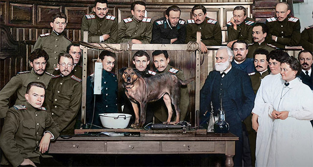 Pavlov con uno de los perros de estudio (1.914) - Old Photos - Russia para Flicker